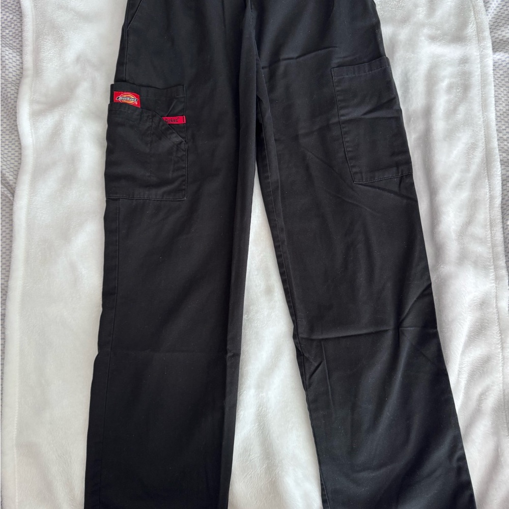 Dickies EDS signature Scrubs Classic Black Pull-on Cargo pants Womens
